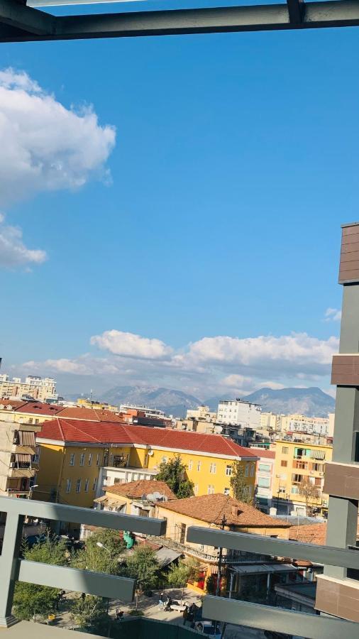 Proper Central Apartment Тирана Екстер'єр фото