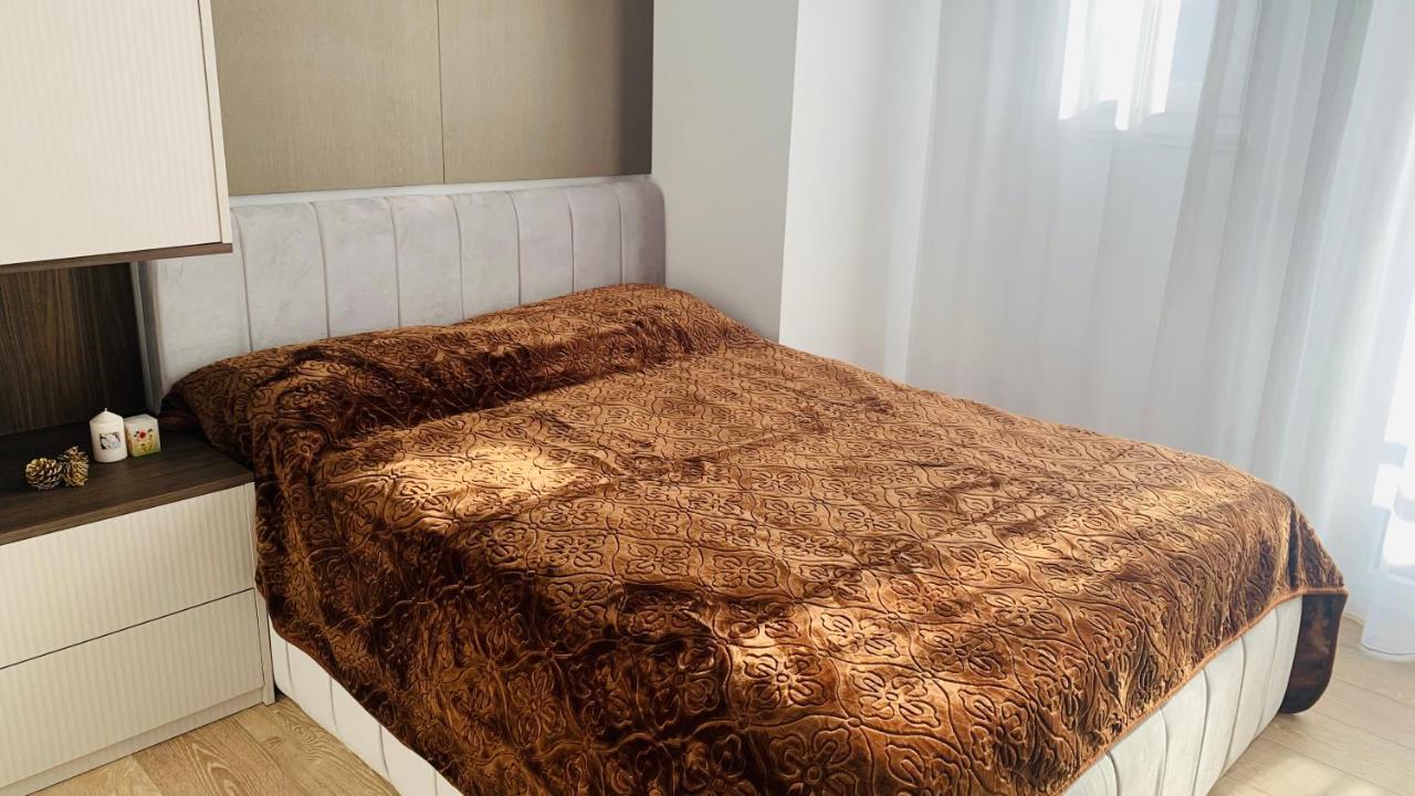 Proper Central Apartment Тирана Екстер'єр фото